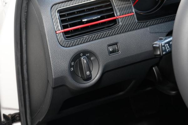 桑塔納大燈不亮怎麼辦?這裡有一些處理方法,車主可以參考 桑塔納大燈不亮怎麼辦?這裡有一些處理方法,車主可以參考