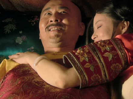 重溫《甄嬛傳》，看到這些顯微鏡下的畫面，笑岔氣了