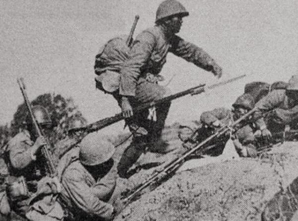 八路軍悲壯的主力團，團長和營長全戰死，副團長成二野頭號虎將