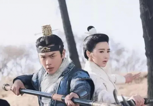 《霍去病》解封,導演被兒子告賠幾個億,劇中角色都熬成了頂流 《霍去病》解封,導演被兒子告賠幾個億,劇中角色都熬成了頂流