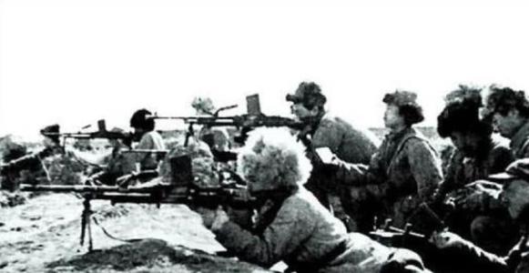 49年，一國軍少將投誠前私會上海解放軍高官，說25年前就是共產黨