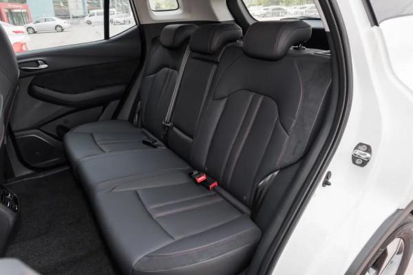 吉利繽越PHEV對比傳祺GS4 PHEV，新能源車型如何選擇？