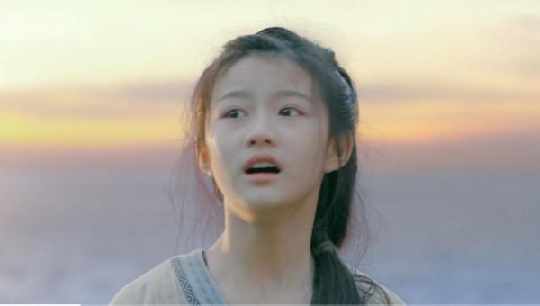 《斛珠夫人》開播，13歲小女主火了，全網都在誇她力壓大女主楊冪
