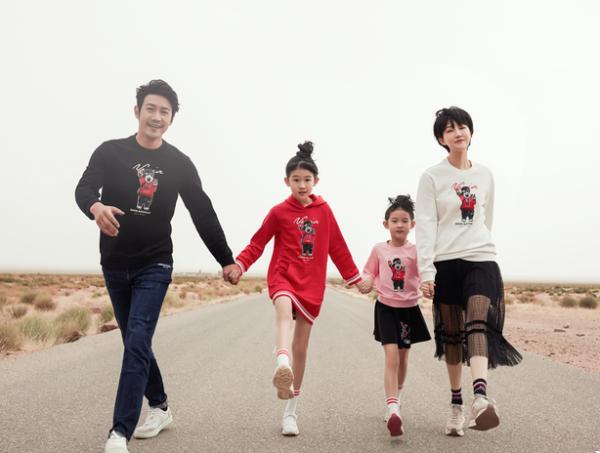 7對“從校服到婚紗”的明星夫妻，在一起最長36年，最短12年