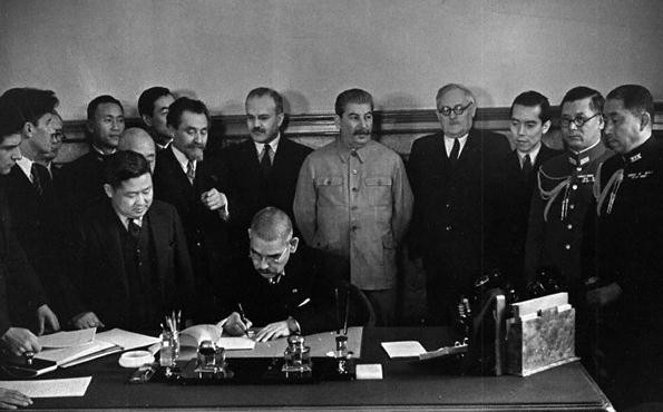 周總理訪問蘇，毛主席欽點董必武擔任代總理，得到大家一致同意