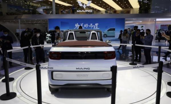 配軟頂敞篷 宏光MINIEV敞篷版或明年上市,國內售價未知 配軟頂敞篷 宏光MINIEV敞篷版或明年上市,國內售價未知