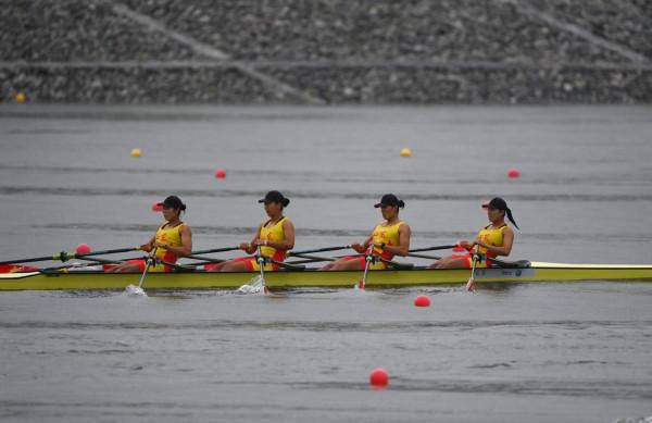 賽艇———女子四人雙槳決賽賽況 賽艇———女子四人雙槳決賽賽況