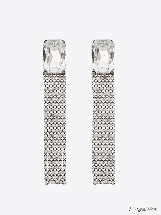 YSL 2021秋冬服飾珠寶：四葉草與十字型珠寶