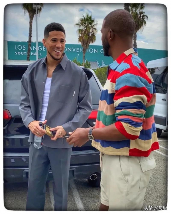 NBA晚報:詹妻不滿記者評論,威少獲最佳著裝獎,哈登盼歐文歸隊 NBA晚報:詹妻不滿記者評論,威少獲最佳著裝獎,哈登盼歐文歸隊