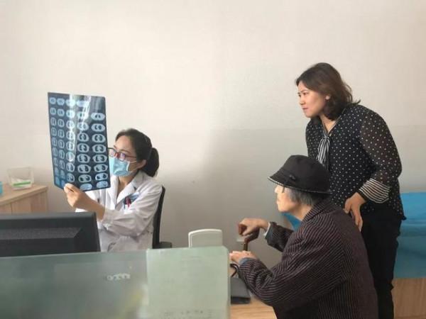 晚上睡覺腿經常抽筋是缺鈣嗎?提醒:頻繁抽筋,或與2個原因有關 晚上睡覺腿經常抽筋是缺鈣嗎?提醒:頻繁抽筋,或與2個原因有關