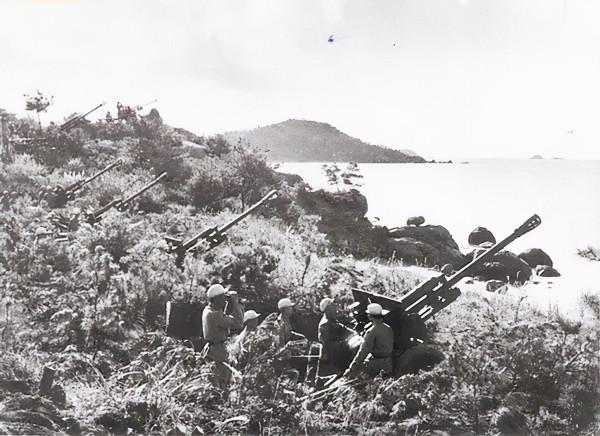 提前5分鐘開炮,師長惴惴不安,上級卻專門在會上提出表揚 提前5分鐘開炮,師長惴惴不安,上級卻專門在會上提出表揚