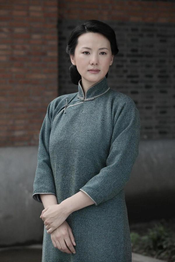 大器晚成的詠梅：氣質優雅，韻味十足（第3張年輕照片）