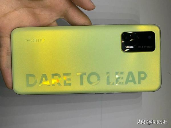 realme良心滿滿，跑分68萬&plus;256GB&plus;螢幕指紋，只要1449元