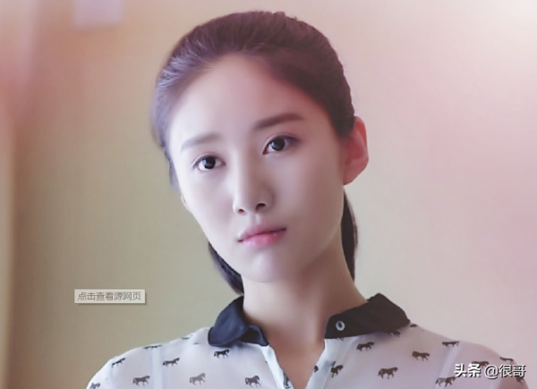 埃博拉前線中的熟臉不少,認出了許亞軍夫婦,沒認出北電校花吳優 埃博拉前線中的熟臉不少,認出了許亞軍夫婦,沒認出北電校花吳優