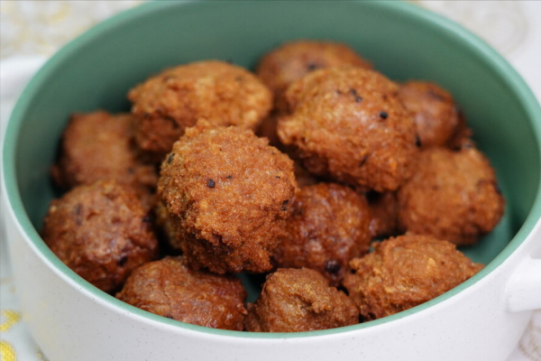 快過年了，炸肉丸別再放麵粉，牢記“2放2不放”，出鍋又酥又脆