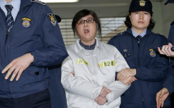 崔順實：總統背後的女人，隻手遮天操控韓國政壇，怎料因情債落馬