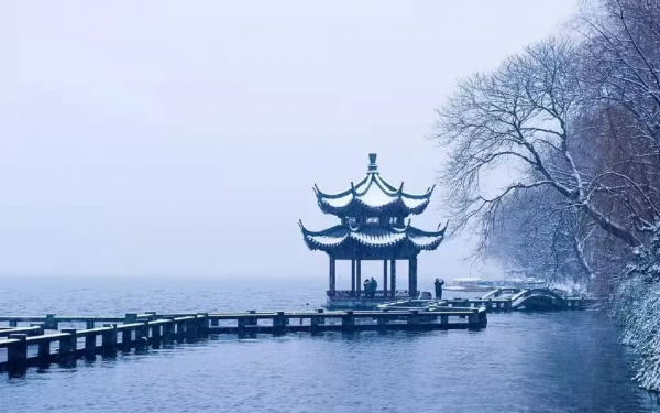 冬至——陰極之至，陽氣始生，日南至，日短之至，日影長之至