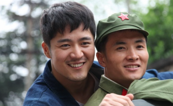 2011年，尚於博因抑鬱症跳樓自殺，1年後，其母親的舉動令人動容