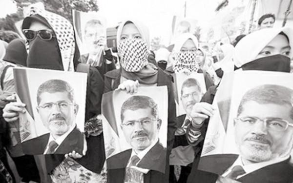 在法庭上神秘死亡的埃及前總統穆爾西和他背後的神秘組織 在法庭上神秘死亡的埃及前總統穆爾西和他背後的神秘組織