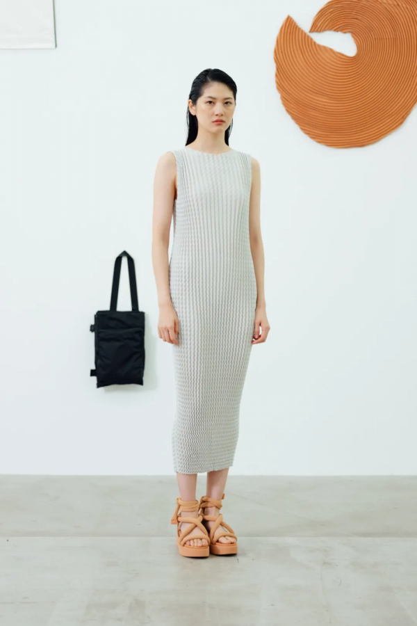 三宅一生｜他鐘愛褶皺，輪廓，解構，將時尚變成藝術