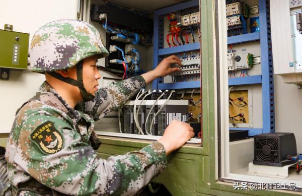 向戰研訓 爭當打贏先鋒 向戰研訓 爭當打贏先鋒