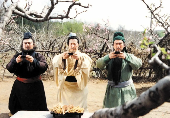 看過陸毅版諸葛亮,再和唐國強版一比,新舊《三國》差距就出來了 看過陸毅版諸葛亮,再和唐國強版一比,新舊《三國》差距就出來了