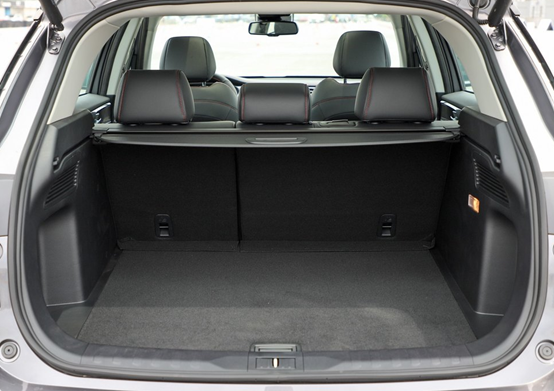 不是所有的PLUS都是加大號,廣汽傳祺GS4 PLUS,大的不止於空間 不是所有的PLUS都是加大號,廣汽傳祺GS4 PLUS,大的不止於空間