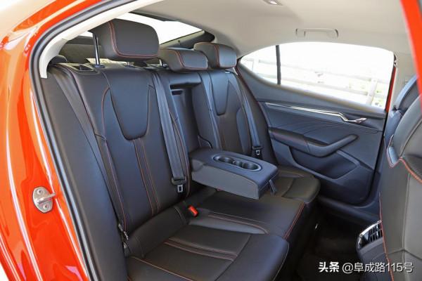 A級車尺寸天花板 換獨立後懸 PRO版明銳讓卡羅拉思域汗顏 A級車尺寸天花板 換獨立後懸 PRO版明銳讓卡羅拉思域汗顏