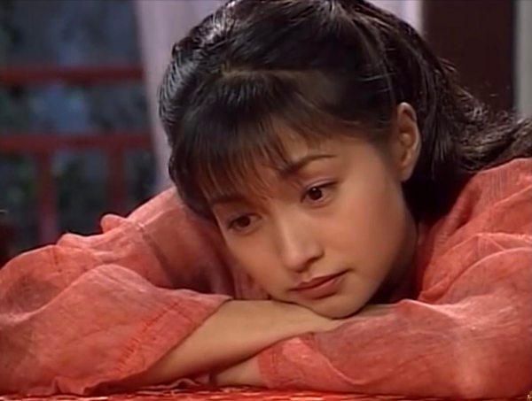 兩拒天王嫁老外,巔峰時因病隱退,變身白衣護士的李綺紅近況如何 兩拒天王嫁老外,巔峰時因病隱退,變身白衣護士的李綺紅近況如何