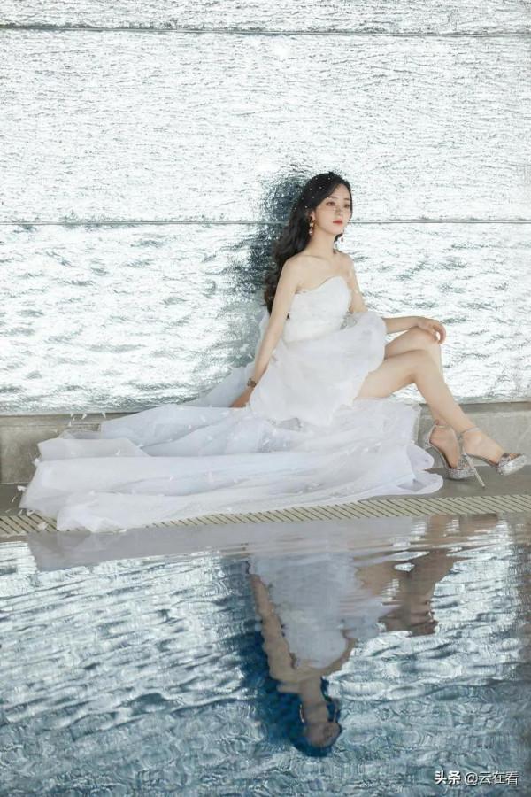 盤點這些年趙麗穎的驚豔禮服 盤點這些年趙麗穎的驚豔禮服