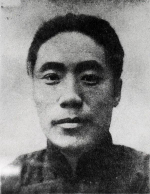 打虎將軍趙登禹半路遇襲，慘死於亂槍之下，哪個漢奸出賣了他？