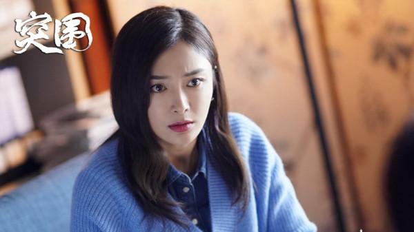 一頭捲毛成差評主因?《突圍》的“失敗”,遠遠超出觀眾的意料 一頭捲毛成差評主因?《突圍》的“失敗”,遠遠超出觀眾的意料