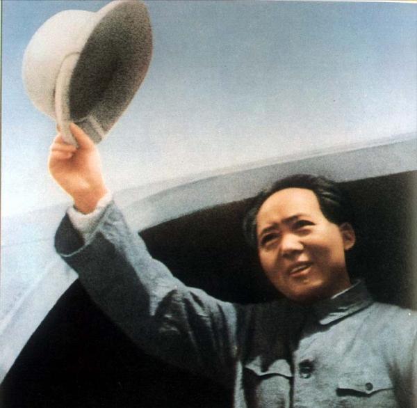 重慶談判期間,擅長暗殺的蔣介石,為何命令特務不準對毛主席動手 重慶談判期間,擅長暗殺的蔣介石,為何命令特務不準對毛主席動手