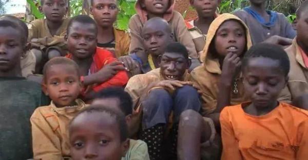 因網路而走紅的非洲猴男孩,百萬網紅不做,卻去讀書? 因網路而走紅的非洲猴男孩,百萬網紅不做,卻去讀書?