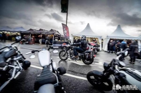 「 滾雷之聲 」數萬輛哈雷的巡遊活動 「 滾雷之聲 」數萬輛哈雷的巡遊活動