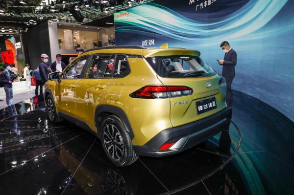 豐田鋒蘭達正式上市，低價是最大賣點，哪一款更划算？