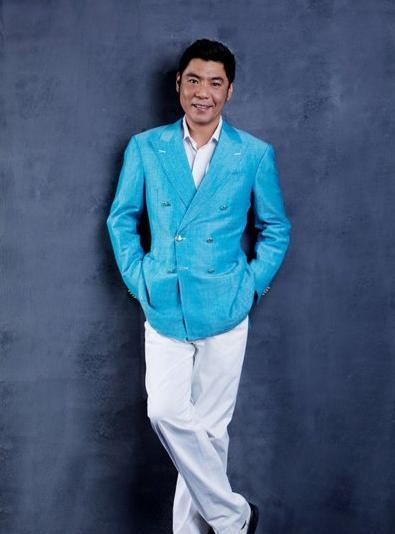 屠洪剛的兒子屠芮葆：9歲時母親離世，他在繼母方舒眼裡一夜長大