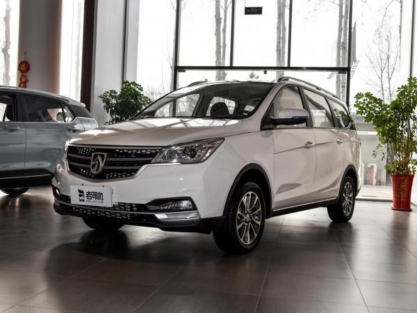 7座MPV,油耗不高10萬以內,還能賺錢,實拍寶駿730 7座MPV,油耗不高10萬以內,還能賺錢,實拍寶駿730