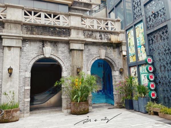 重慶最早的CBD,曾經熱鬧非凡,如今已升級改造,卻依然冷冷清清 重慶最早的CBD,曾經熱鬧非凡,如今已升級改造,卻依然冷冷清清