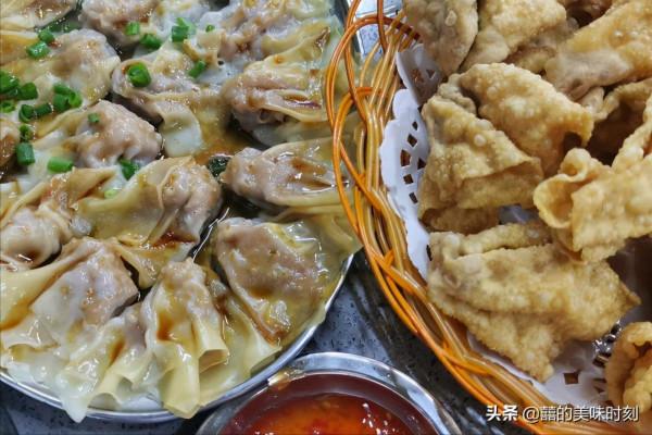 廣東這家店晚上才營業,炸雲吞蒸雲吞堪稱一絕,位置偏僻也擠滿人 廣東這家店晚上才營業,炸雲吞蒸雲吞堪稱一絕,位置偏僻也擠滿人