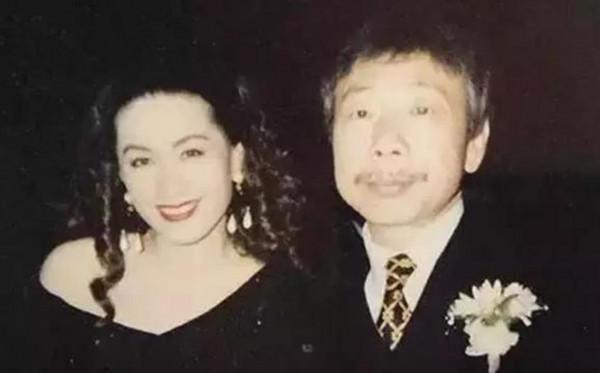 2014年,午馬去世,成龍洪金寶為其抬棺,女殭屍苦戀他15年而不得 2014年,午馬去世,成龍洪金寶為其抬棺,女殭屍苦戀他15年而不得