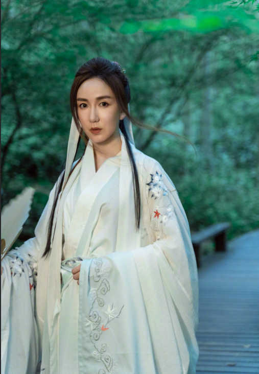 《愛情公寓》四位女主現狀,美嘉帶貨一菲變臉,小姨媽實力女神 《愛情公寓》四位女主現狀,美嘉帶貨一菲變臉,小姨媽實力女神