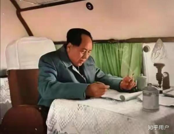 1949年，毛主席訪蘇行程遭洩密，偵查科長曹純之憑一張匯款單破案