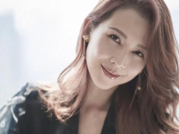 為還鉅債出道的10位明星,有2人還父母賭債,有5人因家裡生意失敗 為還鉅債出道的10位明星,有2人還父母賭債,有5人因家裡生意失敗