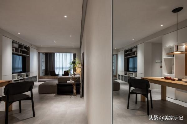 廣東夫妻家中的高階場面，堅持陽臺墊高40公分，完工堪比多間房