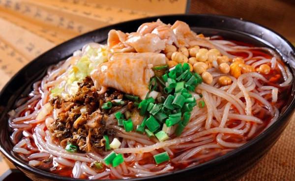 靈訶生物：有美食天堂之稱的四川，你知道有的傳統美食的哪些呢？