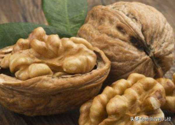 用黑木耳搭配核桃，做成育兒飲品太香甜，營養美味，孩子特喜歡