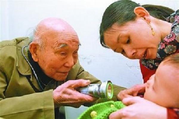 103歲日本逃兵，在中國行醫70年，臨終前遺言：我只想盡力贖罪