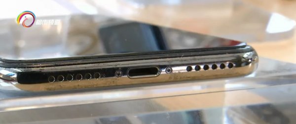 你還在用這種線充電？快拔了！中消協釋出消費警示：會起火