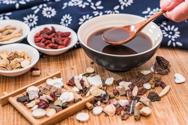 頑固口瘡再犯?有脾胃病史?脾胃氣虛型?該用啥中藥治療?快收藏 頑固口瘡再犯?有脾胃病史?脾胃氣虛型?該用啥中藥治療?快收藏